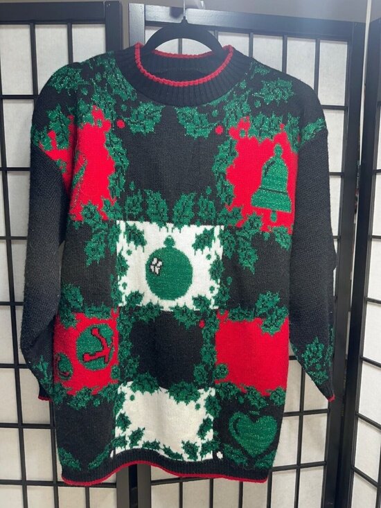 No details listed on tag. Sweaters - Vintage XL Christmas Sweater Black Red Green Ornaments Holly Festive Knit